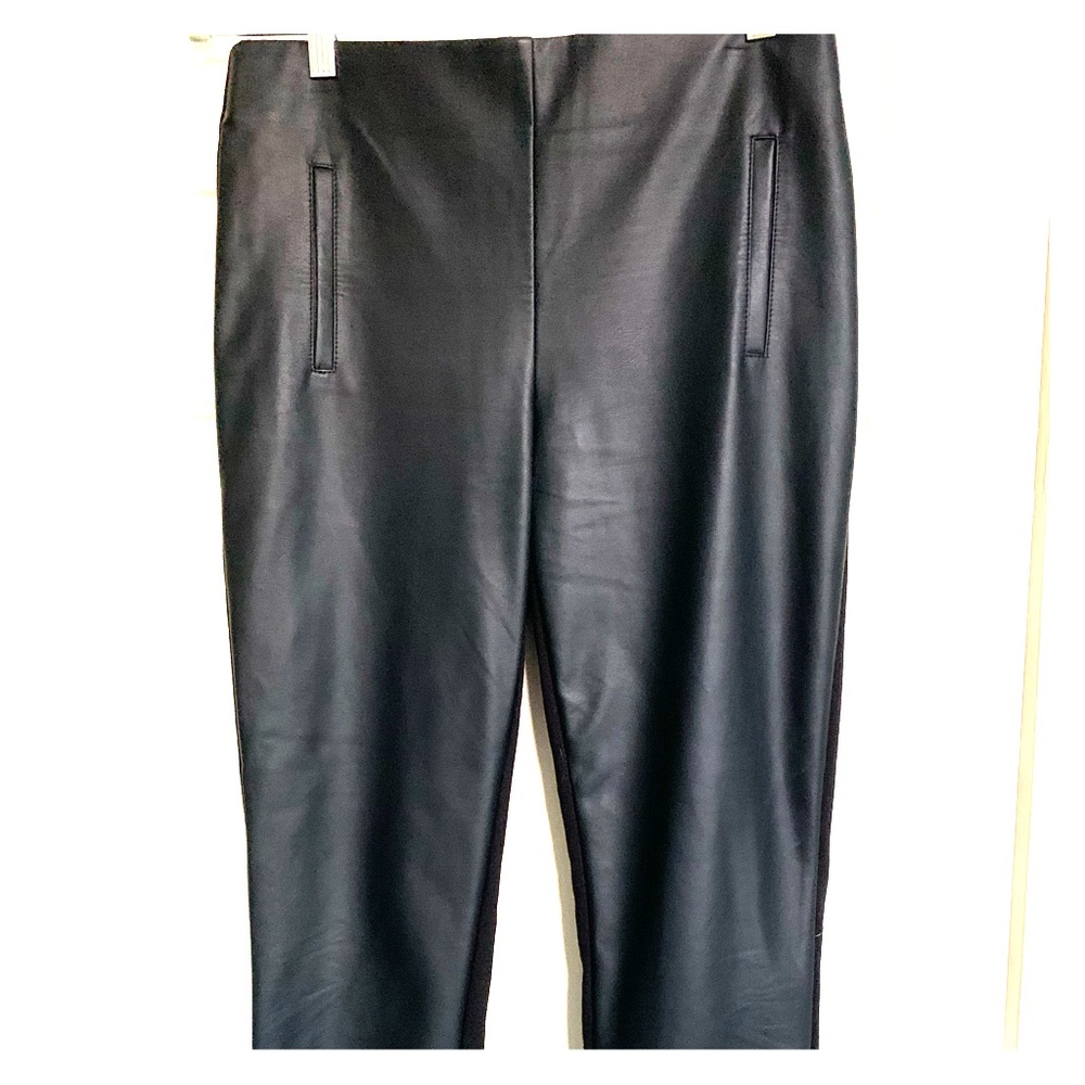 Chico’s Faux leather-front ankle pants size .5